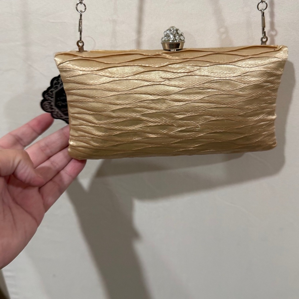 Purse Candy Champagne Gold Ruched Metallic Evening Clutch Rhinestone Clasp